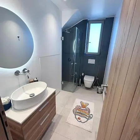 Aetheria With Private Pool Apartment *